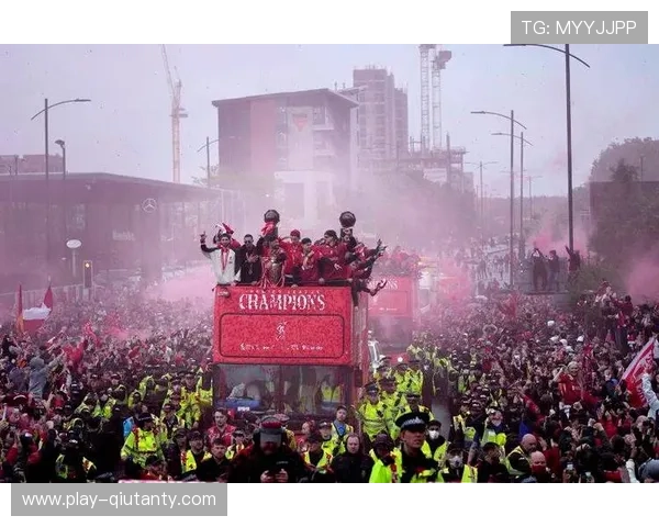 英超足球流氓行为愈演愈烈，冲突事件频繁发生